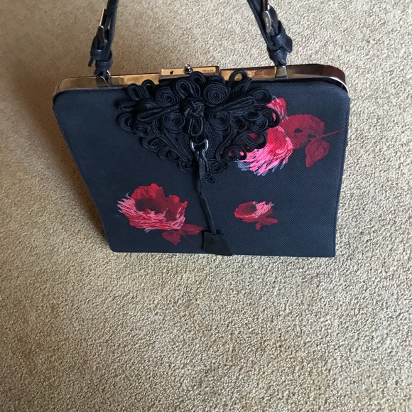 Prada bag - Picture 6 of 7